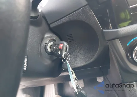 2015 Toyota Corolla S Plus z USA, uszkodzony, nr VIN 2T1BURHEXFC284978